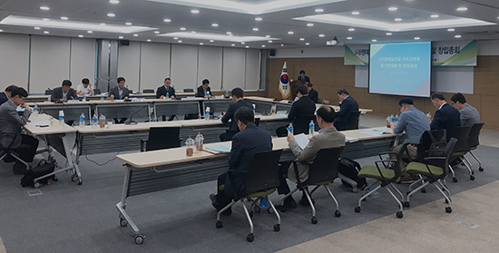 25개 품목의 의무·임의 자조금단체들은 aT 주관으로 지난 15일 서울 양재동 aT센터에서 ‘(사)원예농산물자조금협회 발기인대회 및 창립총회’를 개최했다.