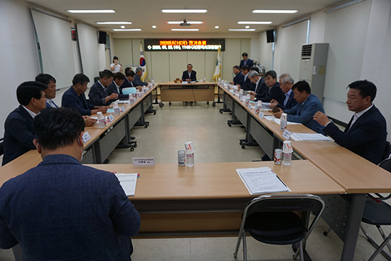 (사)한국사과연합회(회장 박철선)가 지난달 29일 경북 상주시 중앙과수묘목센터 회의실에서 2020년 10기 정기총회를 개최했다.