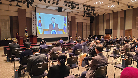 (사)한국전문신문협회가 지난달 23일 한국프레스센터 20층 국제회의장에서 '2020 전문신문의 날 기념식'을 개최했다.