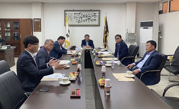 전북품목농협협의회는 지난 4일 전북인삼농협에서 정기회의를 개최했다.