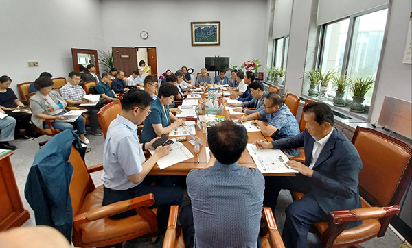 지난 18일 국회에서 한국화훼자조금협의회와 국민의힘 김도읍 의원실은 대한민국 화훼산업 발전을 위한 ‘수입 꽃·조화 검역시스템 개선과 효율적인 과세를 위한 제안’ 정책간담회를 개최했다.