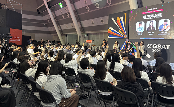 지난달 28일 경기도 안성시 농협창업농지원센터에서 청년농업인의 판로개척을 위한 ‘청년농업인 릴레이 라이브커머스’를 실시했다.